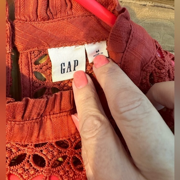 Gap Rust Color Top W/Cutout Detail Regencycore Edwardian Feminine Size Medium - Picture 2 of 10